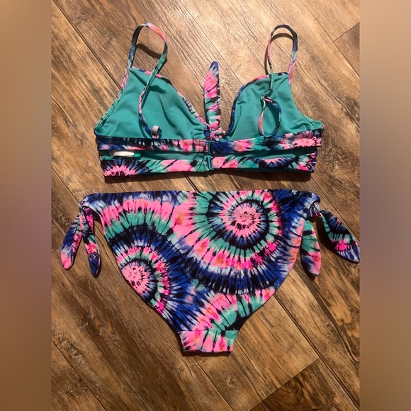 SOLD - Picture 2 of 3